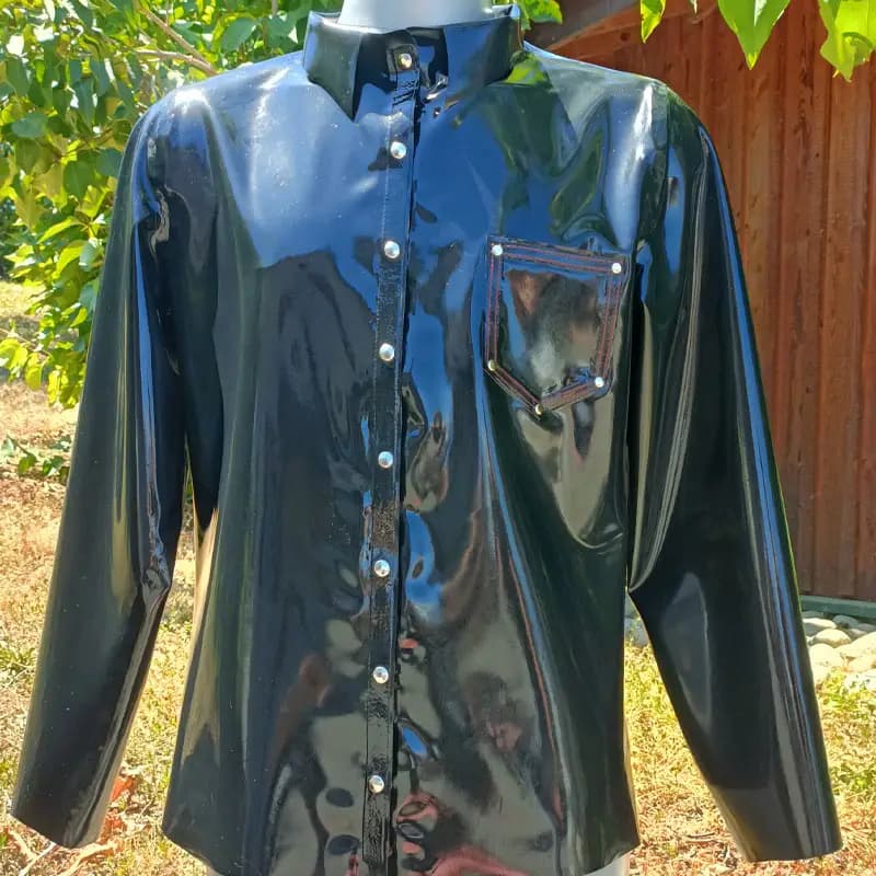 Chemise latex surpiqure 2